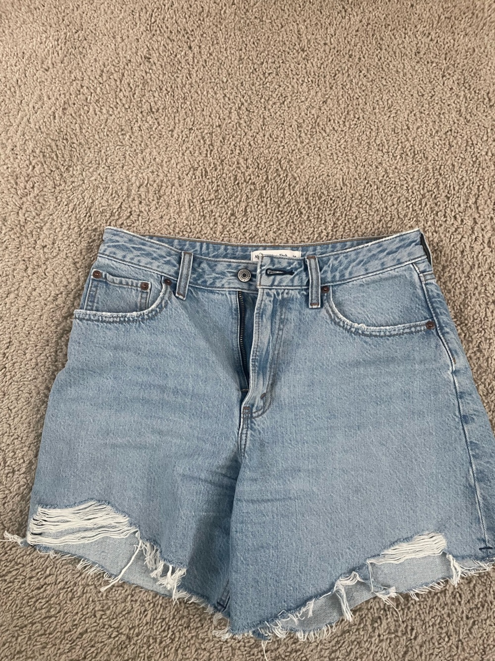 Abercrombie & Fitch High-Rise Curve Love Loose Shorts 26